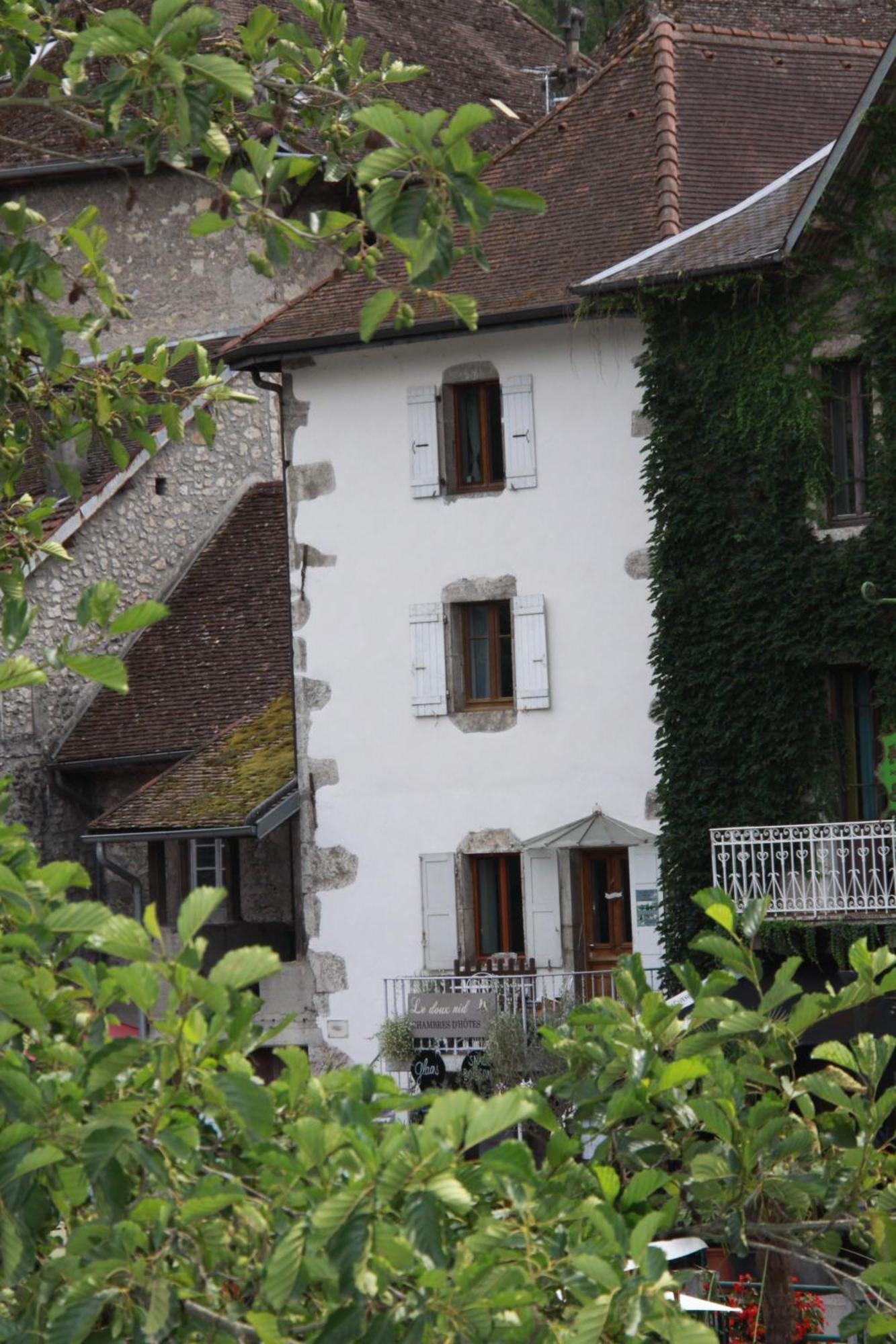 Le Doux Nid Bed & Breakfast Шана Екстериор снимка